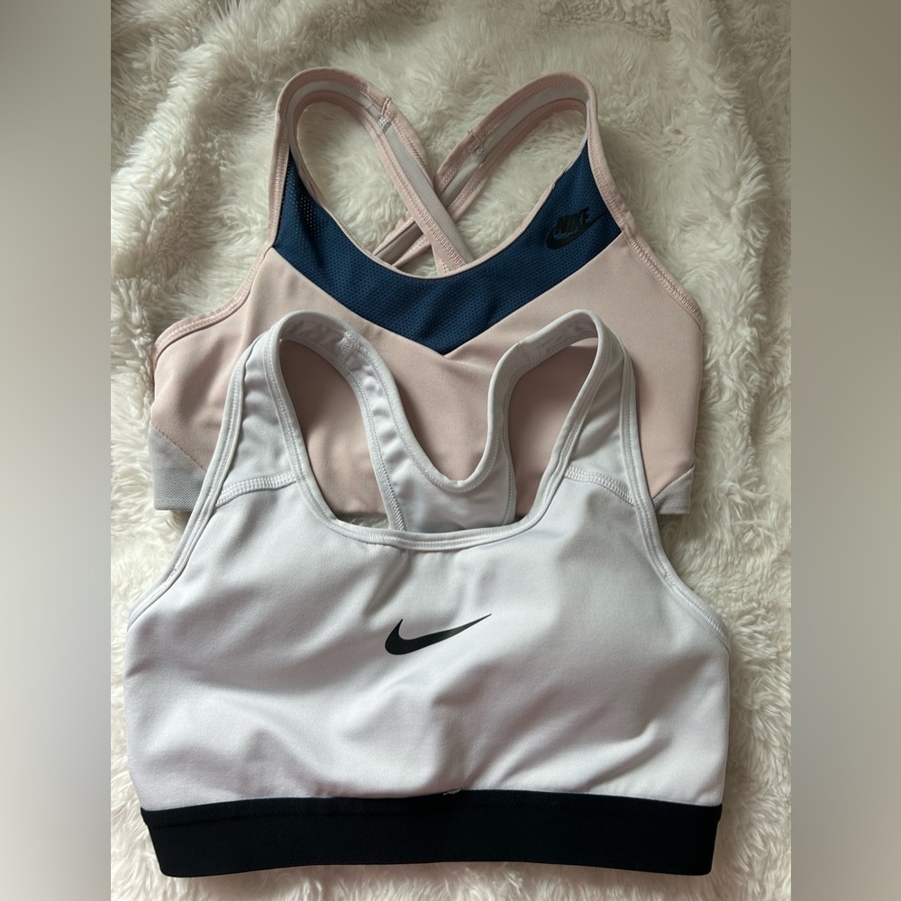 Nike Lot of 2 Sports Bras XS Windrunner Cross Back & Nike Pro Swoosh Padded